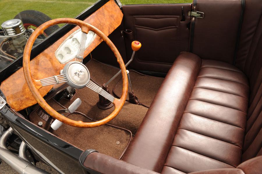  Ford Model T Roadster Hot Rod 1925 года  (фото 5 из 6)